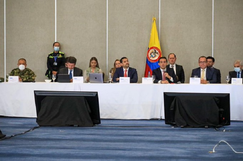 El registrador nacional Alexander Vega cambió de parecer en 24 horas y se arrepintió de solicitar al Consejo Nacional Electoral que se llevara a cabo un reconteo de votos en las elecciones al senado de la república realizadas el pasado 13 de marzo.