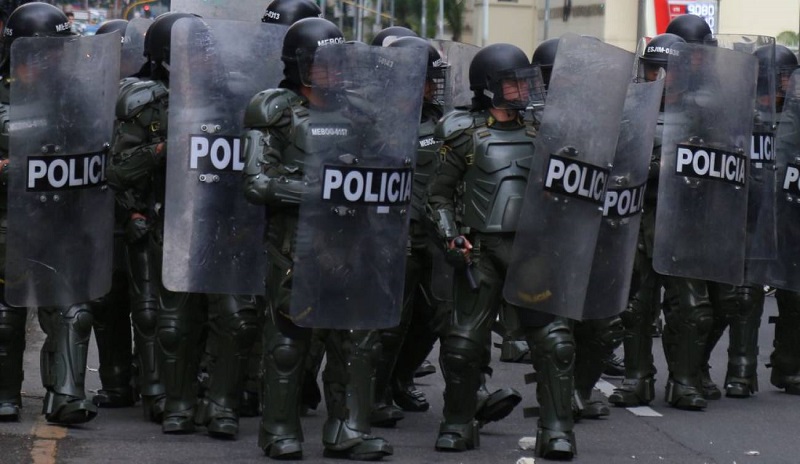 La Comisión Segunda del Senado archivó el proyecto que pretendía el desmonte de los Escuadrones Móviles Antidisturbios (ESMAD) de la Policía Nacional.