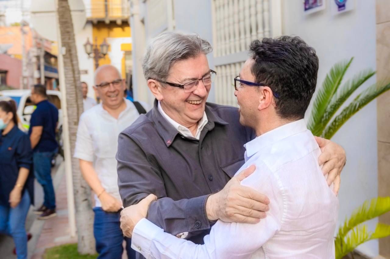 El sábado comenzó en Santa Marta, Magdalena, la cumbre de solidaridad entre el ex candidato presidencial de Francia, Jean-Luc Mélenchon y el gobernador Carlos Caicedo.
