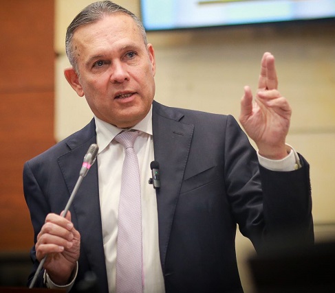 El senado de la república aprobó en su segundo debate el proyecto que pretende agilizar la entrega de los saldos a favor de los contribuyentes en 30 días.