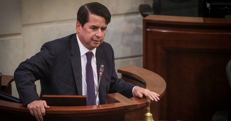 El ministro del interior, Juan Fernando Cristo, anunció que la agenda legislativa gubernamental, tendrá como prioridad la reforma a la salud, iniciativa que iniciará su trámite la semana entrante en el Congreso.