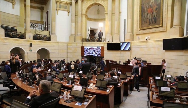 Luego de la aprobación en la Comisión Segunda del Senado, la plenaria de la corporación, definirá en los próximos días, el ascenso de 46 oficiales de las Fuerzas Militares y  de la Policía Nacional.