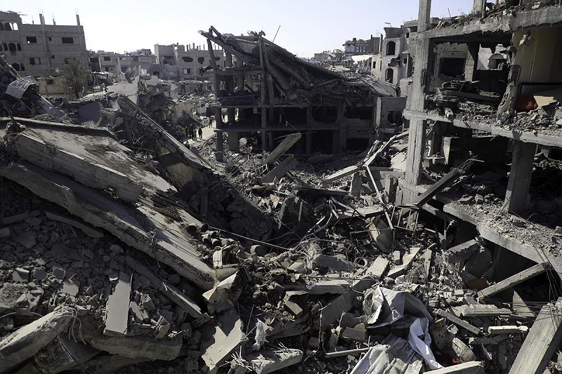 Al cumplirse nueve días de ataques de Israel, las tensiones en la Franja de Gaza siguen aumentando, mientras disminuyen las ayudas humanitarias en el territorio palestino porque no ha sido posible la llegada de nuevos cargamentos de alimentos y medicamentos que alivien a víctimas de esa guerra fatídica.