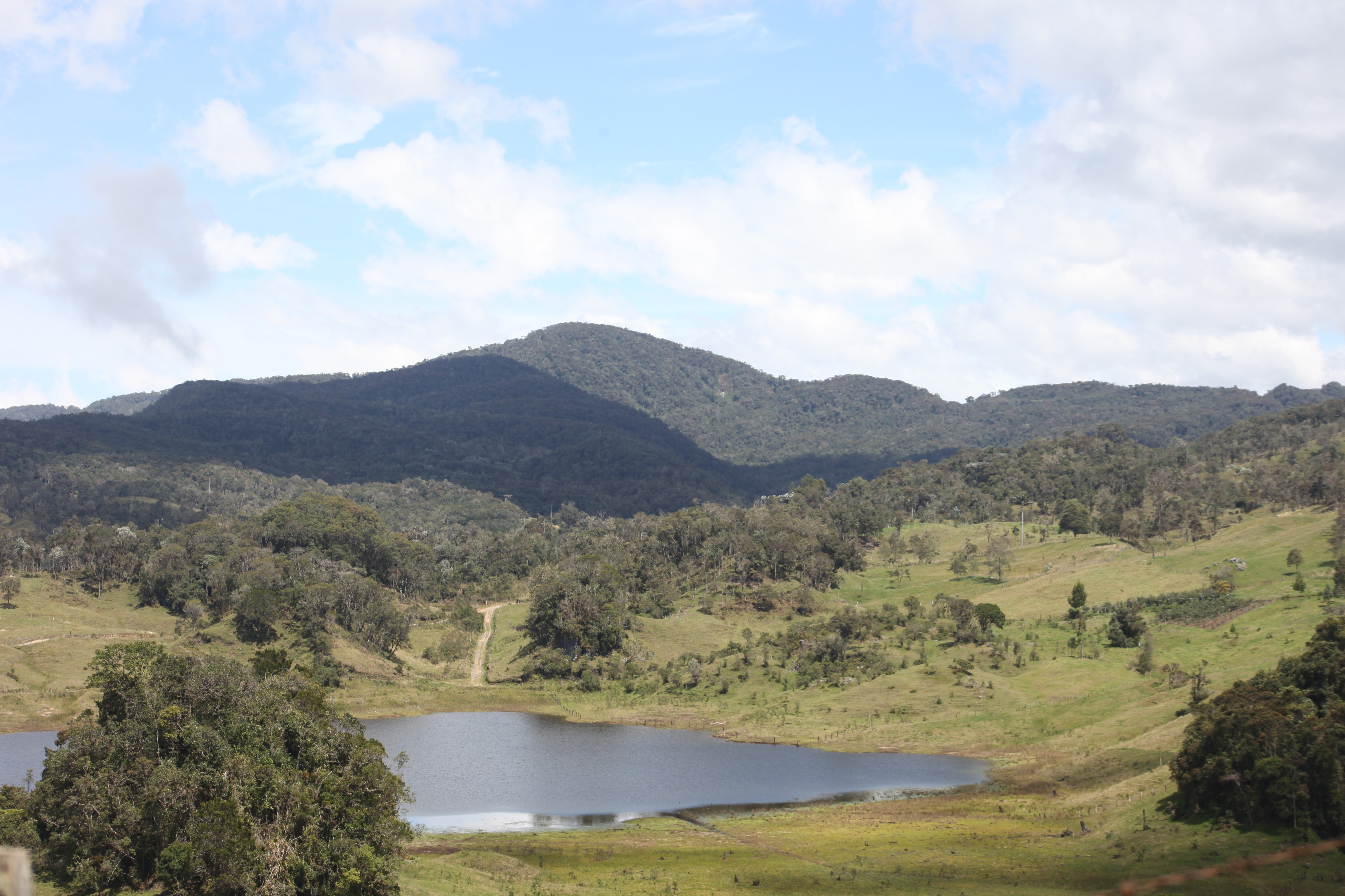 Laguna San Miguel, La Granja, municipio de Sucre, Santander, Colombia. 