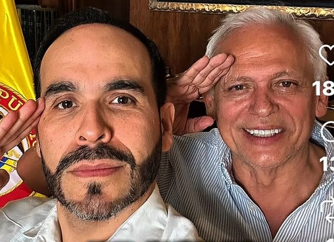 Casi 10 meses antes de las elecciones presidenciales y sin que su Partido Conservador defina si tendr\u00e1 o no candidato propio, aunque ya se lanz\u00f3 el senador Efra\u00edn Cepeda, el ex senador huilense Hern\u00e1n Andrade anunci\u00f3 que apoyar\u00e1 a Abelardo de La Espriella, con quien ya se reuni\u00f3. 