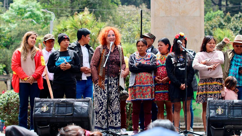 Terminó el proceso para que 280 familias Embera, conformadas por 702 indígenas, que estuvieron asentadas en el Parque Nacional de Bogotá durante casi un año, regresaron a sus territorios, gracias a un proceso liderado por la directora de Unidad para las Víctimas, Lilia Solano.