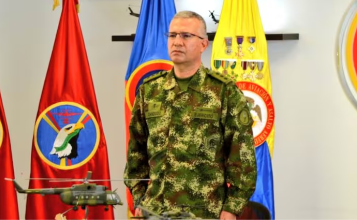 El Mayor General (r) Luis Emilio Cardozo Santamaría fue designado este lunes, por el presidente Gustavo Petro, como comandante del Ejército Nacional.