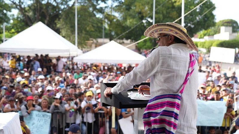 El Gobierno Nacional declarará el próximo lunes la situación de desastre natural en el país, anunció el Presidente de la República, Gustavo Petro, y dijo que esa declaratoria permitirá movilizar recursos para atender a los damnificados y zonas más afectadas por las inundaciones, y a los colombianos que sufren por el hambre.