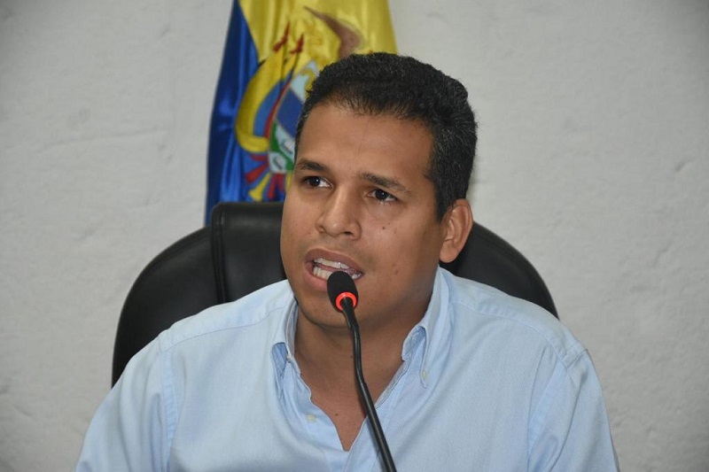 “Las mayorías del Concejo de Valledupar, están condicionando al alcalde Mello Castro, luego de aprobar sus facultades para contratar por un periodo de tres meses cuando el proyecto inicial fue por seis” afirmó el concejal Luifer Quintero.