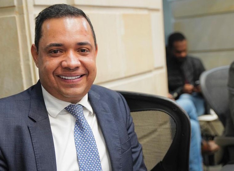 El municipio de Plato, Magdalena, se ha visto favorecido por la aprobación unánime en la plenaria del Senado de la República de dos proyectos de ley que buscan potenciar su desarrollo y preservar su riqueza cultural. 