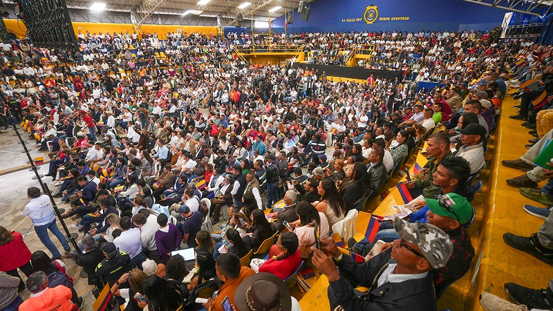 El presidente Gustavo Petro convocó a las 60 mil Juntas de Acción Comunal a contratar con el Estado con el objeto de impulsar energías limpias y la conectividad, implementados por el Gobierno Nacional 