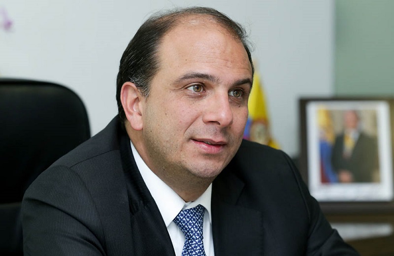 El Director Ejecutivo de la Federación de Departamentos, Carlos Camargo, ternado por el jefe de Estado para que la Cámara de Representantes elija al próximo defensor de pueblo, recibió el apoyo de las bancadas de Cambio Radical, Partido Liberal, Conservador y el Centro Democrático.