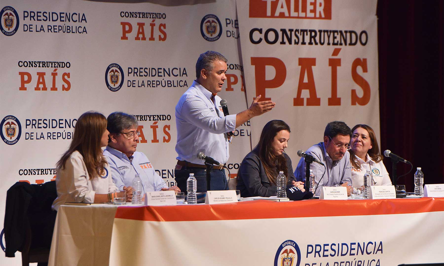 El Presidente de Colombia, Iván Duque Márquez,  instó a las naciones de América Latina para que de manera urgente “tengamos el estatus de protección temporal para que varios países puedan absorber el flujo migratorio procedente de Venezuela”.