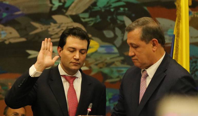 Por primera vez en la historia del Congreso de la República, el Senado y la Cámara de Representantes en pleno, eligen al Contralor General de la República teniendo en cuenta a la academia y donde la votación mayoritaria en las dos corporaciones, eligió a Carlos Felipe Córdoba, quien será el máximo fiscalizador de las finanzas de Colombia.