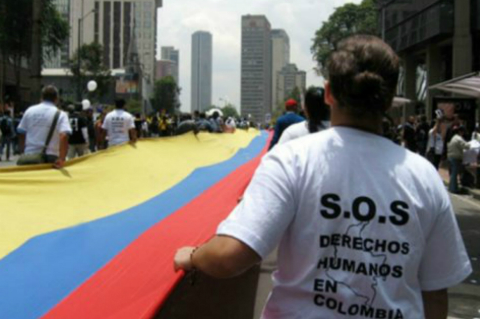 Desde el 2016, año de la firma de la paz con las Farc, han sido asesinados 566 Líderes Sociales y Defensores de Derechos Humanos en el territorio Nacional, lo que se ha catalogado como el exterminio contra protagonistas del proceso de reconciliación en pleno desarrollo del posconflicto en Colombia.