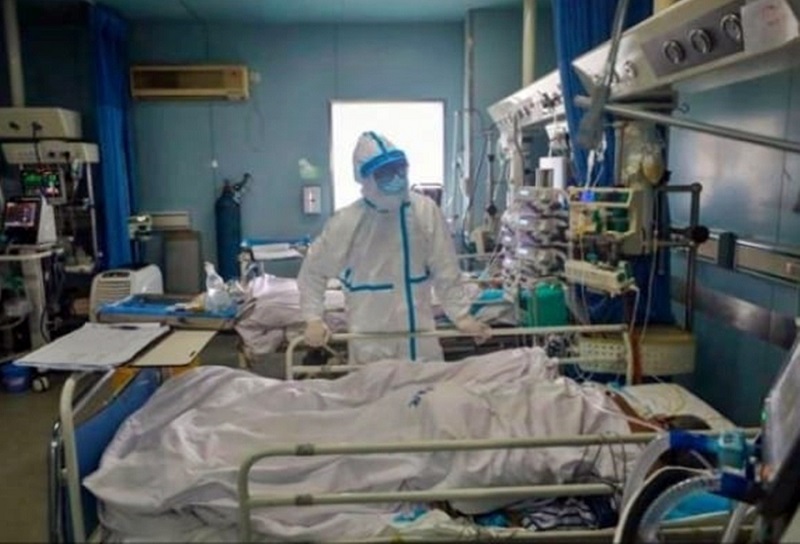 Este lunes se registraron 12.839 nuevos contagios y 448 personas que perdieron la vida a causa del coronavirus, cifras que tiene completamente preocupado al Gobierno Nacional y a las autoridades regionales y locales.