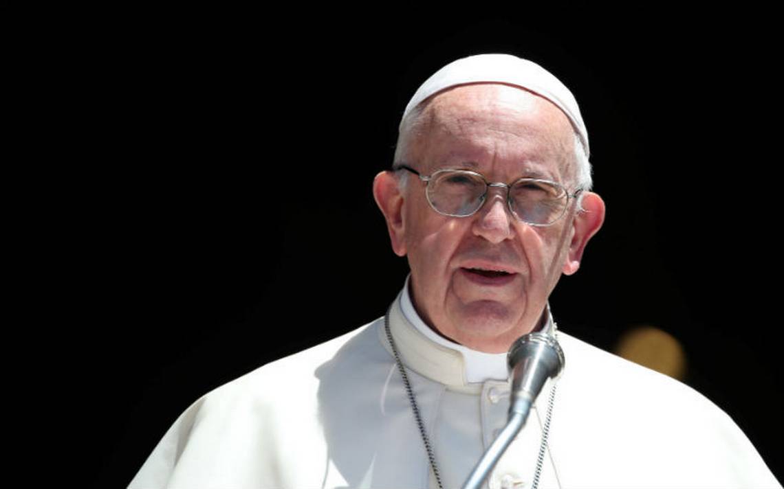 En medio de los recientes casos de abusos a menores de edad en Pensilvania (Estados Unidos) y Alemania, y acosado por las denuncias de encubrimiento de un arzobispo, el papa Francisco llamó –en un hecho sin precedentes– a los presidentes de las conferencias episcopales de todo el mundo para tratar el asuntos del escándalo y adoptar medidas para erradicar abusos sexuales.