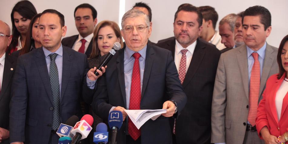 El jefe único de la colectividad, el expresidente César Gaviria, fue contundente en anunciar que la bancada de esa colectividad representada en el Congreso, votará unánimemente para no aceptar las objeciones del Presidente Iván Duque a la ley estatutaria de la Jurisdicción Especial para la Paz-JEP-.