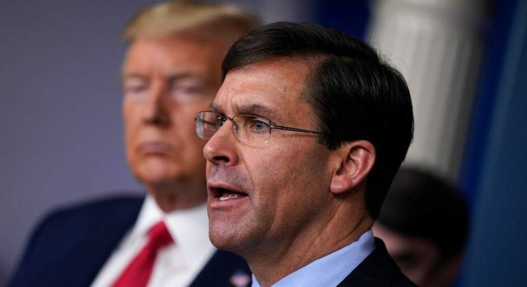 El presidente saliente de EE.UU., Donald Trump, destituyó en forma fulminante a su secretario de Defensa, Mark Esper.