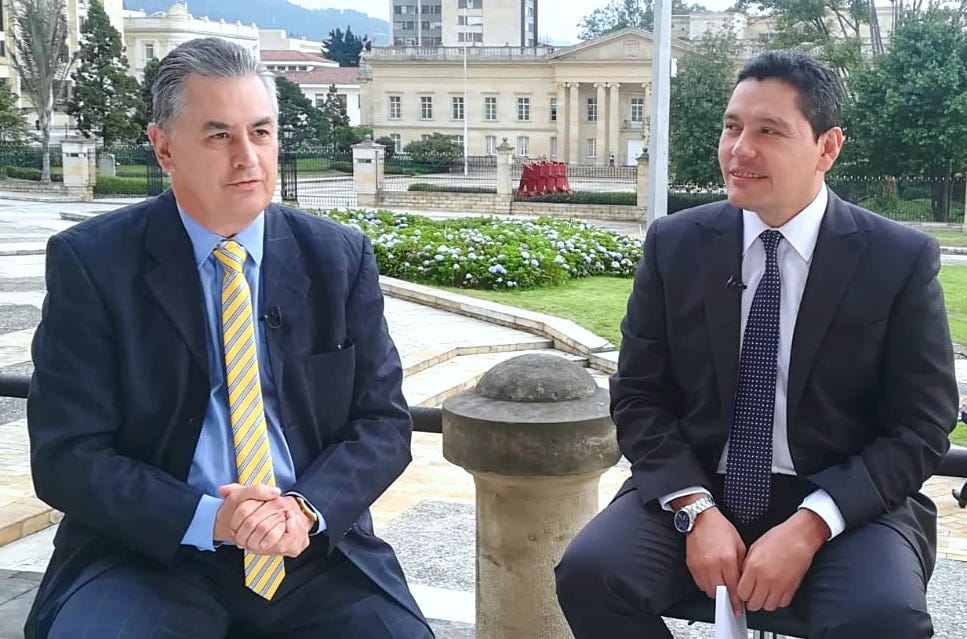 El parlamen tario de Caquetá Harry González, victima de las Farc, instó al presidente Iván Duque a designar de manera inmediata al director de la Unidad de Víctimas y fue contundente en anunciar que votará en contra de las objeciones presidenciales a la JEP por considerar que aprobarlas sería un retroceso al proceso de reconciliación y convivencia en Colombia. El congresista liberal, el el programa Ecos de la  Cámara, de Canal Congreso, dijo que aceptar las objeciones a la Ley Estatutaria de la JEP pone en peligro el desarrollo del proceso electoral en las regiones y localidades del territorio nacional.