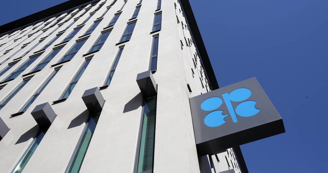 El Secretario General de la Organización de Países Exportadores de Petróleo (OPEP), Mohamed Barkindo, anunció que el grupo espera establecer para diciembre de este año parámetros de un nuevo acuerdo con países productores de petróleo fuera del bloque. 