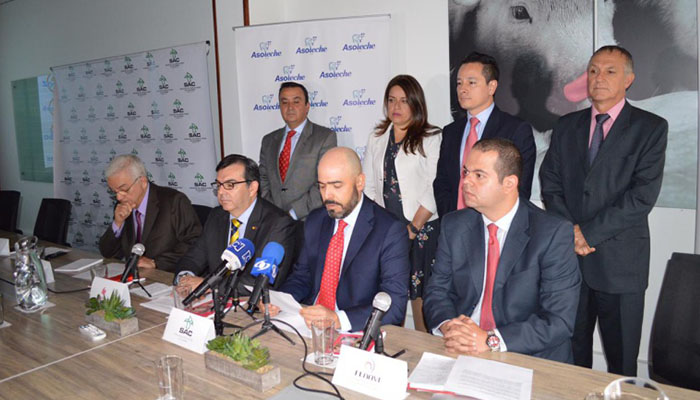 La Junta Directiva de la Sociedad de Agricultores de Colombia (SAC), rechazó la iniciativa que viene adelantando el Gobierno e invitó al Presidente, Iván Duque, así como al Congreso a analizar con mayor detenimiento la iniciativa con la que se pretenden recaudar $14 billones faltantes para cubrir las necesidades del Estado.