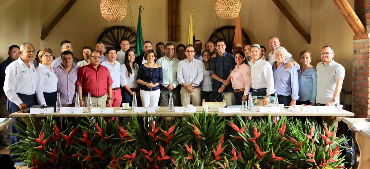 En el Consejo Nacional de Secretarios de Agricultura (Consa), el ministro de Agricultura y Desarrollo Rural, Andrés Valencia Pinzón, detalló cada una de las políticas que hasta el momento se han lanzado en los primeros seis meses de Gobierno, así como algunas puntadas del Plan Nacional de Desarrollo enfocado en temas del sector, en donde una de las principales apuestas es que el Producto Interno Bruto (PIB) crezca más de 4% anual.