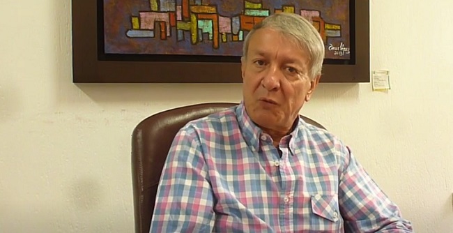 Llevamos trabajando de la mano del Gobernador Luis Pérez más de 20 años, es el hombre de la educación. Fue rector de la universidad de Antioquia, y tenemos que dar una noticia que le alegrará a todos los antioqueños: vamos a tener una nueva sede del POLI y recursos muy importantes para trabajar en ella, nos dio un gran aguinaldo el Gobernador Luis Pérez.   