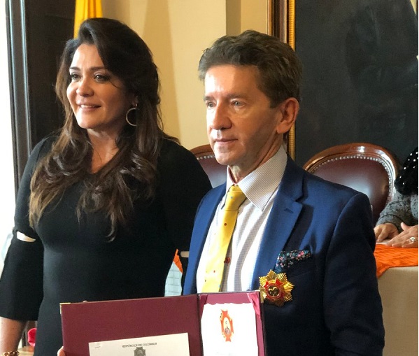 “La polarización no nace del proceso de paz sino por un estilo de gobierno”