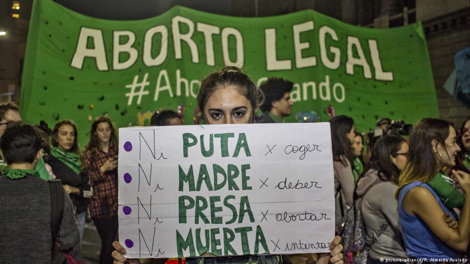 Amnistía Internacional destacó que "el debate en Argentina también es un rayo de esperanza para el resto de América Latina, donde actualmente solo Cuba, Uruguay y Ciudad de México han despenalizado el aborto en todas las circunstancias".