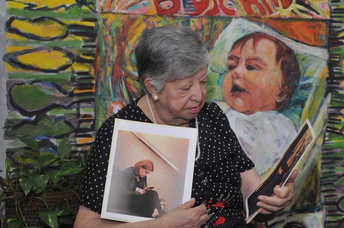 María Isabel Chorobik de Mariani, una de las fundadoras de la organización humanitaria argentina, Abuelas de Plaza de Mayo, falleció a los 95 años sin haber podido encontrar a su nieta, desaparecida durante la última dictadura (1976-1983).