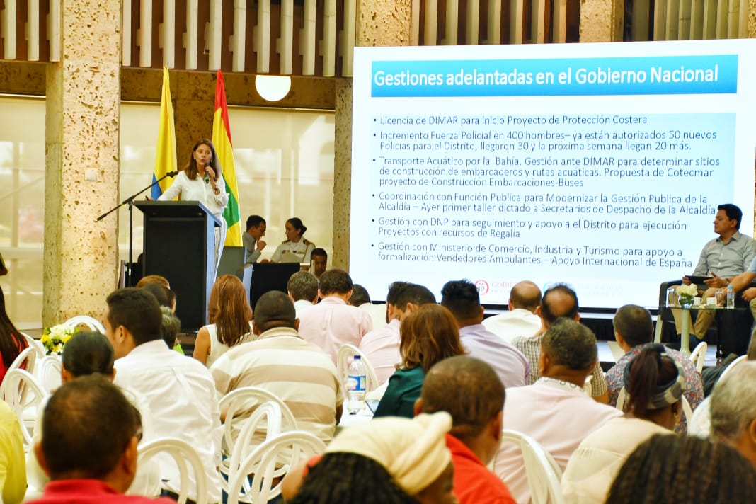 La Vicepresidente de la República, Marta Lucía Ramírez, anunció el aumento del pie de fuerza de la Policía Nacional para la ciudad heroica, como uno de los primeros logros del Pacto por Cartagena que se desarrolla en esta ciudad, en el marco del acompañamiento que el Gobierno Nacional realiza al trabajo del alcalde (designado) Pedrito Pereira. 