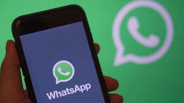 WhatsApp no mantiene un registro de a quién se llama o se escribe.